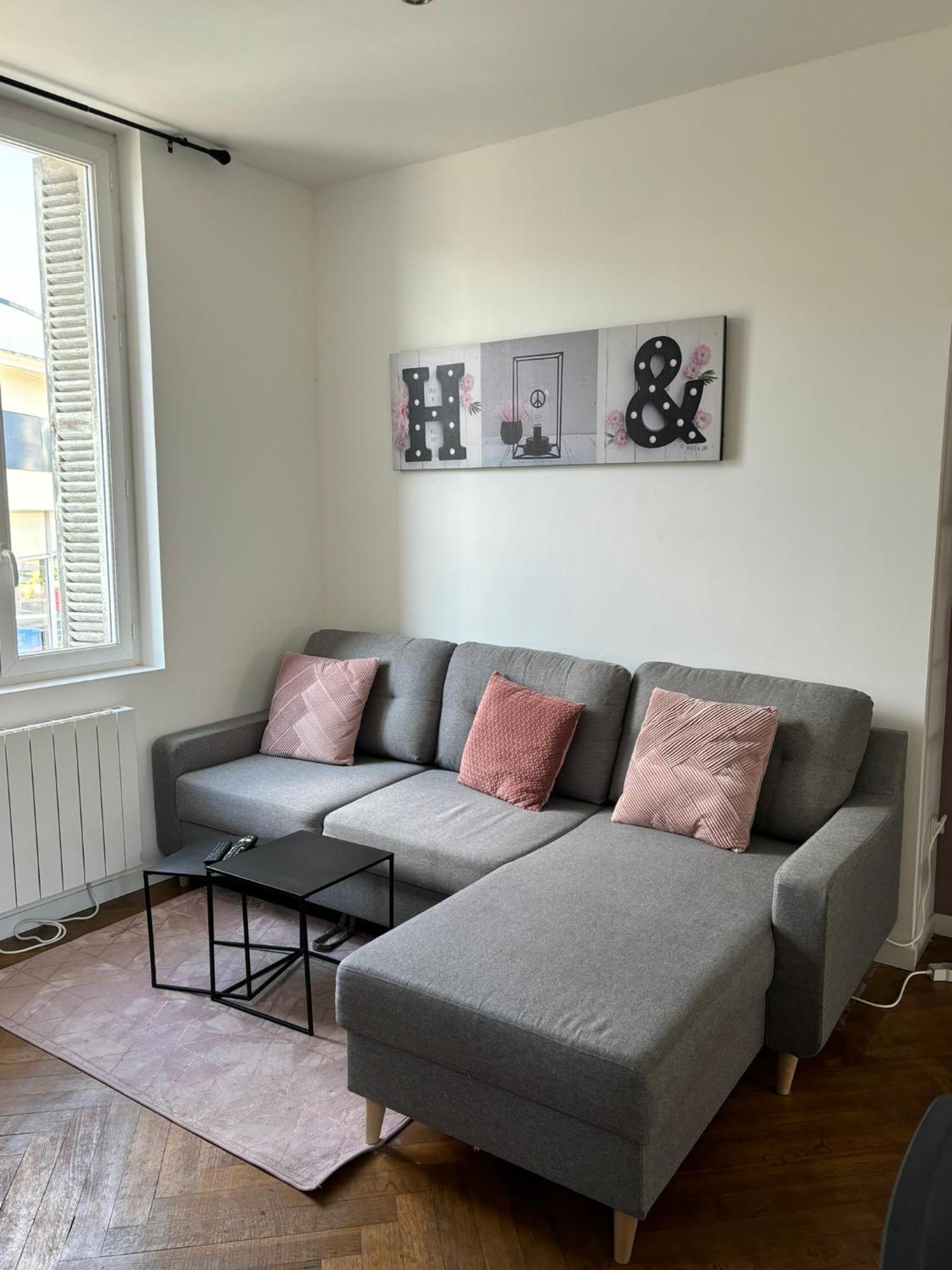 Pink Cosy Apartment Louviers Exterior foto